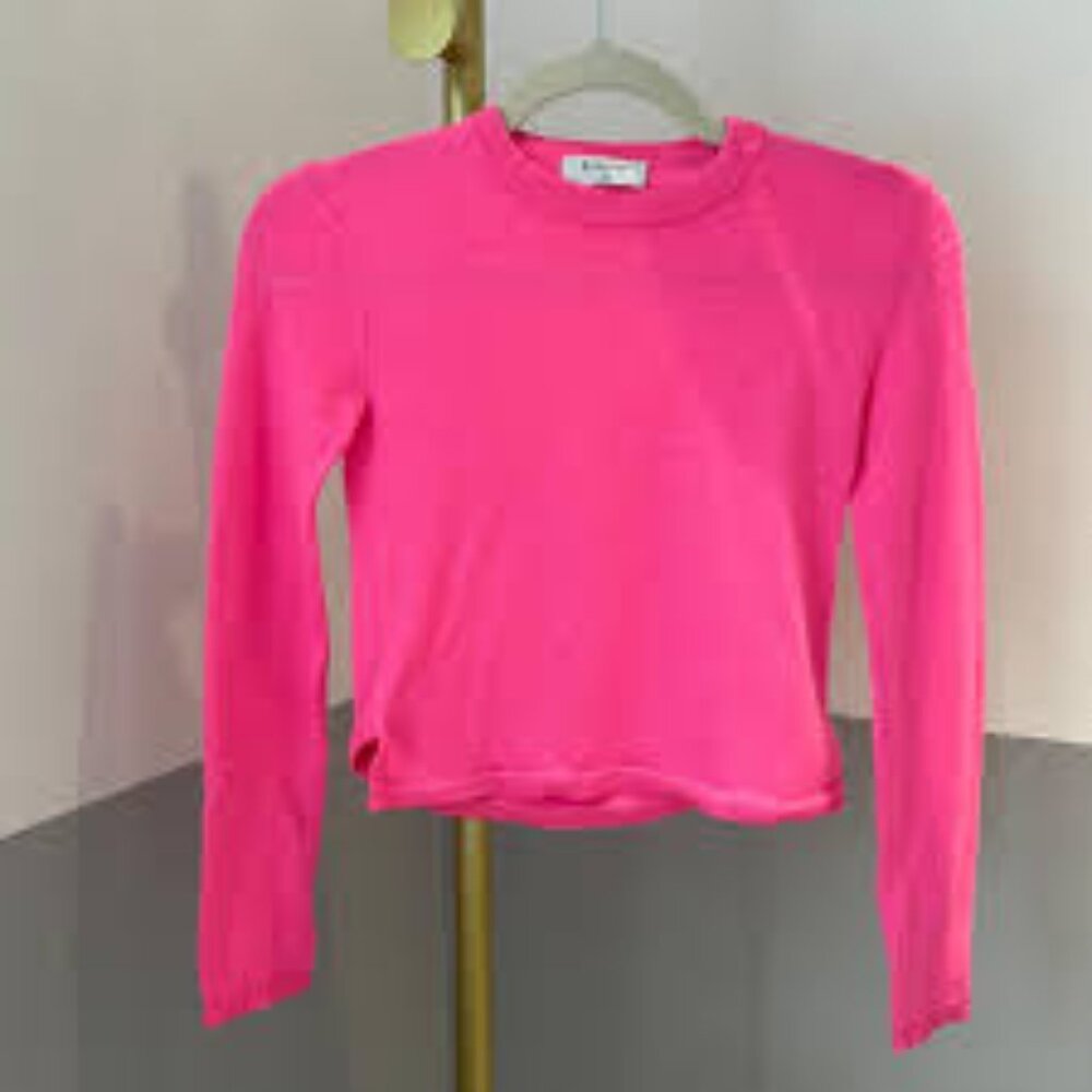 Aritzia Babaton cropped sculpt knit long sleeve crew neck top hot pink size M